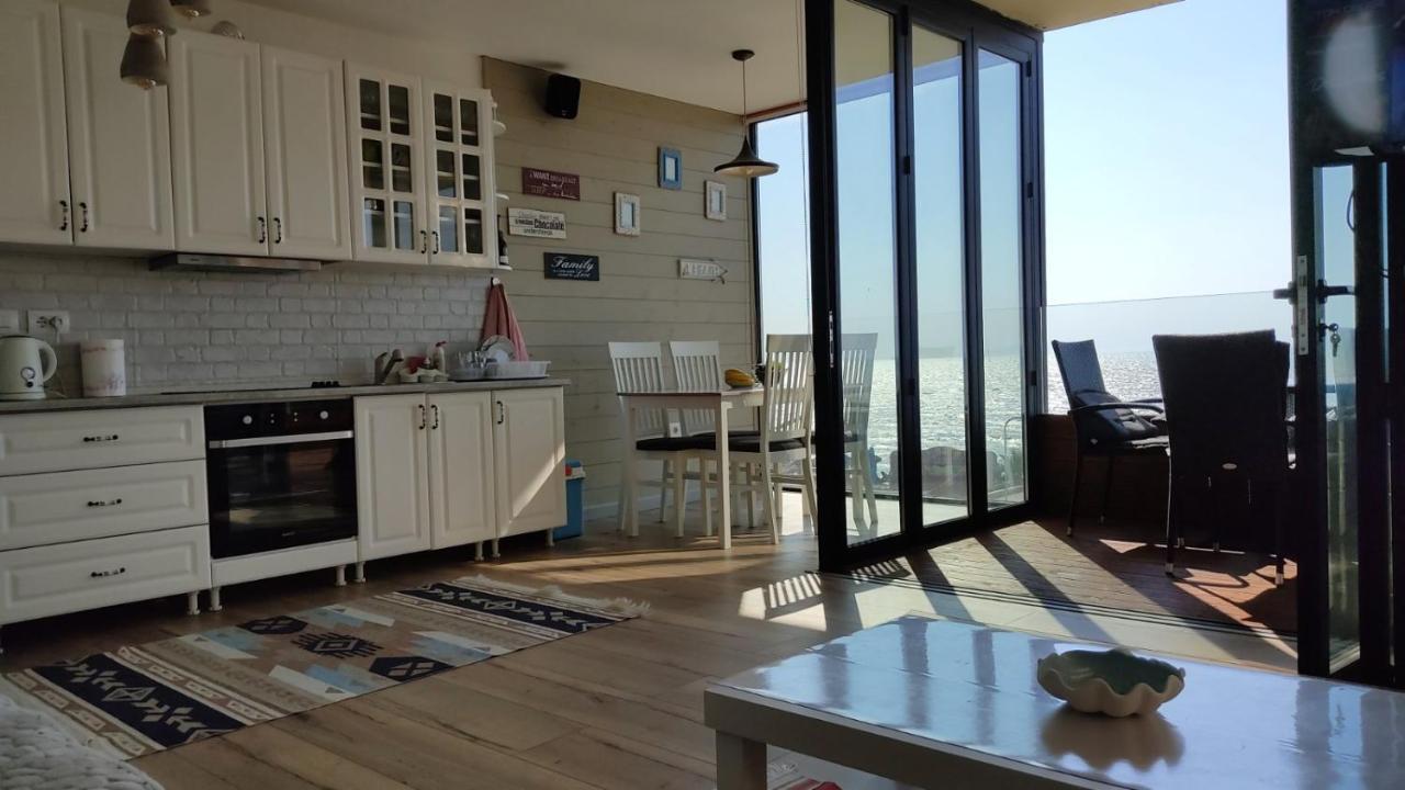 Luxury Beach Apartment In Qerret 格勒姆 外观 照片