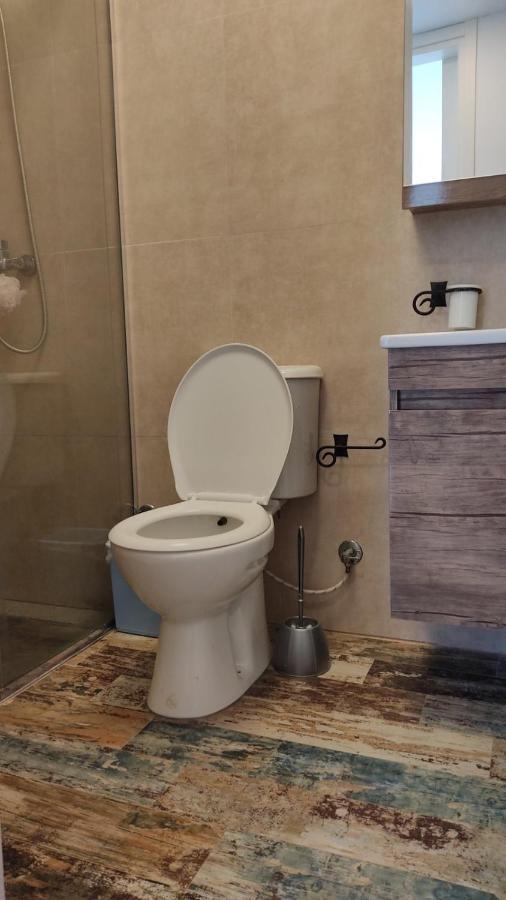 Luxury Beach Apartment In Qerret 格勒姆 外观 照片