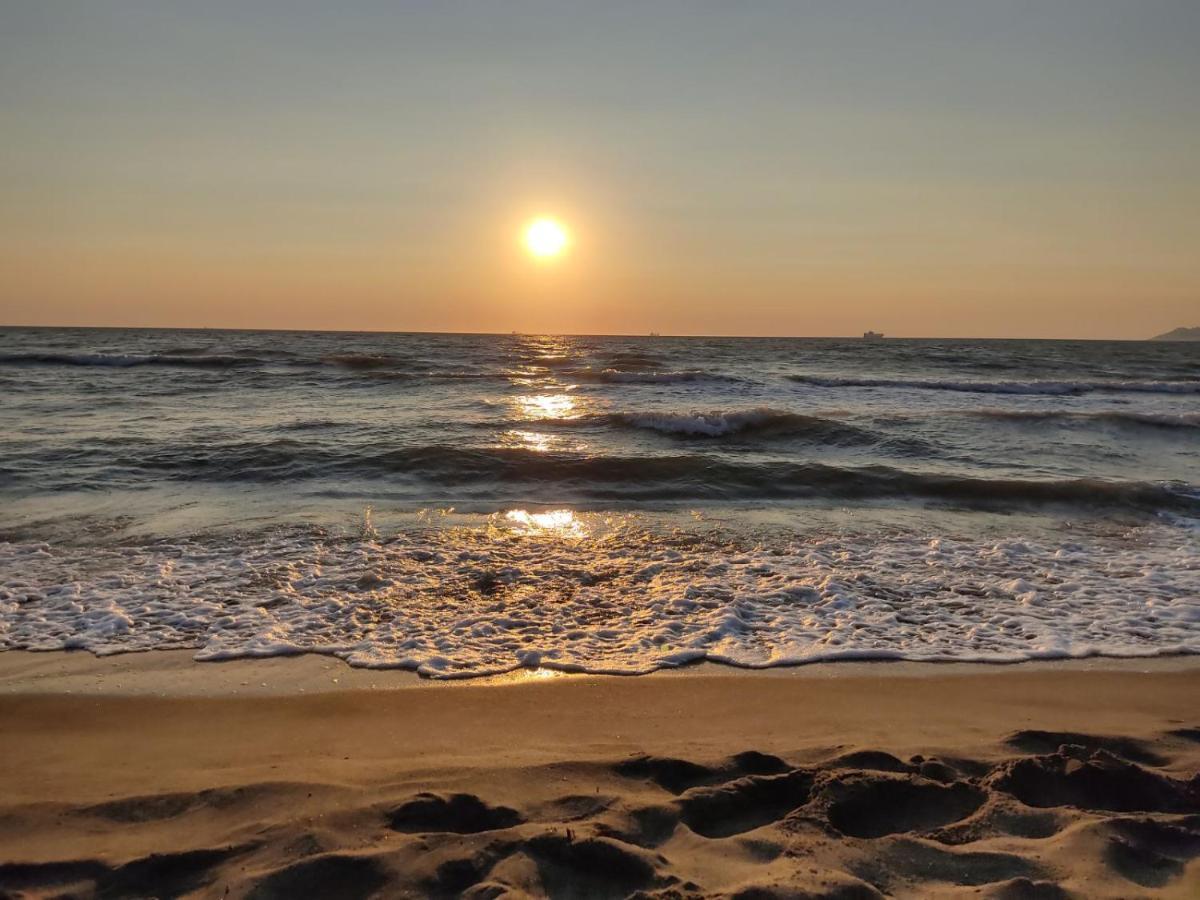 Luxury Beach Apartment In Qerret 格勒姆 外观 照片